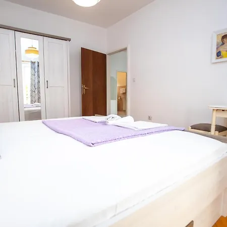 Apartamento Zora Starigrad Paklenica