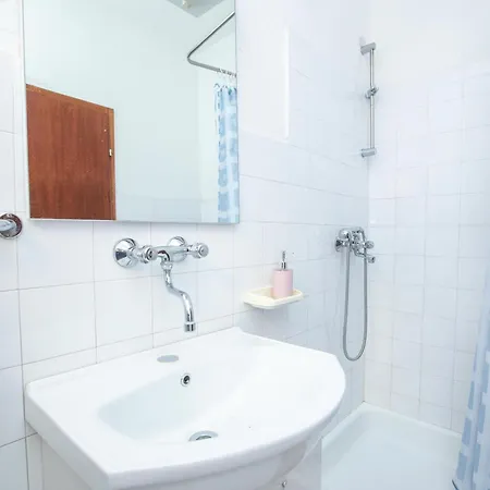 Zora Apartamento Starigrad Paklenica