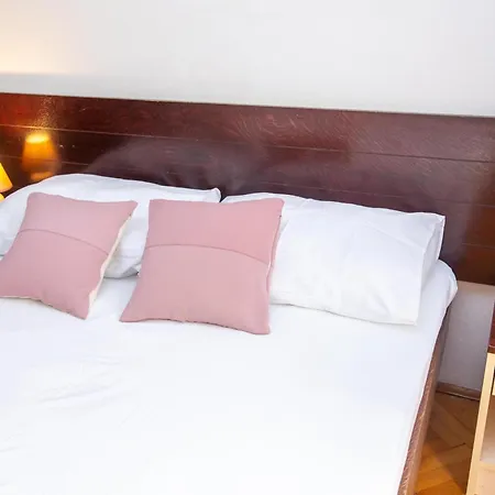 Zora Apartamento Starigrad Paklenica