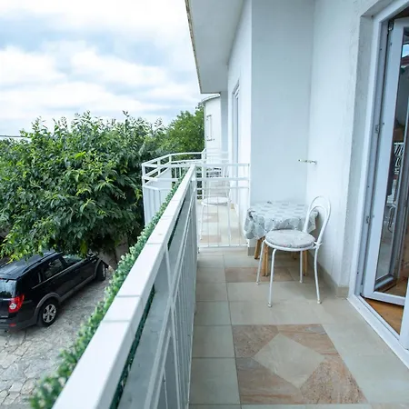 Zora Apartamento Starigrad Paklenica