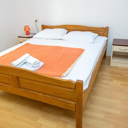 Apartamento Zora Starigrad Paklenica