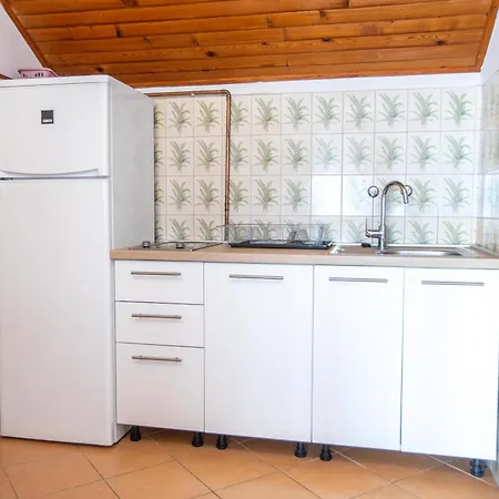Zora Apartamento Starigrad Paklenica
